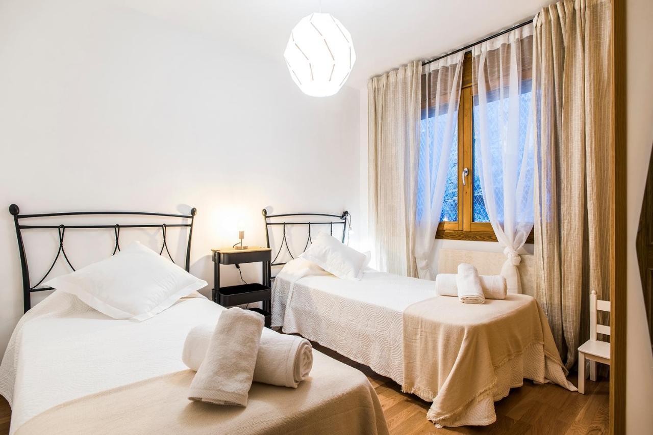 Apartamento Moira En Bielsaアパートメント エクステリア 写真